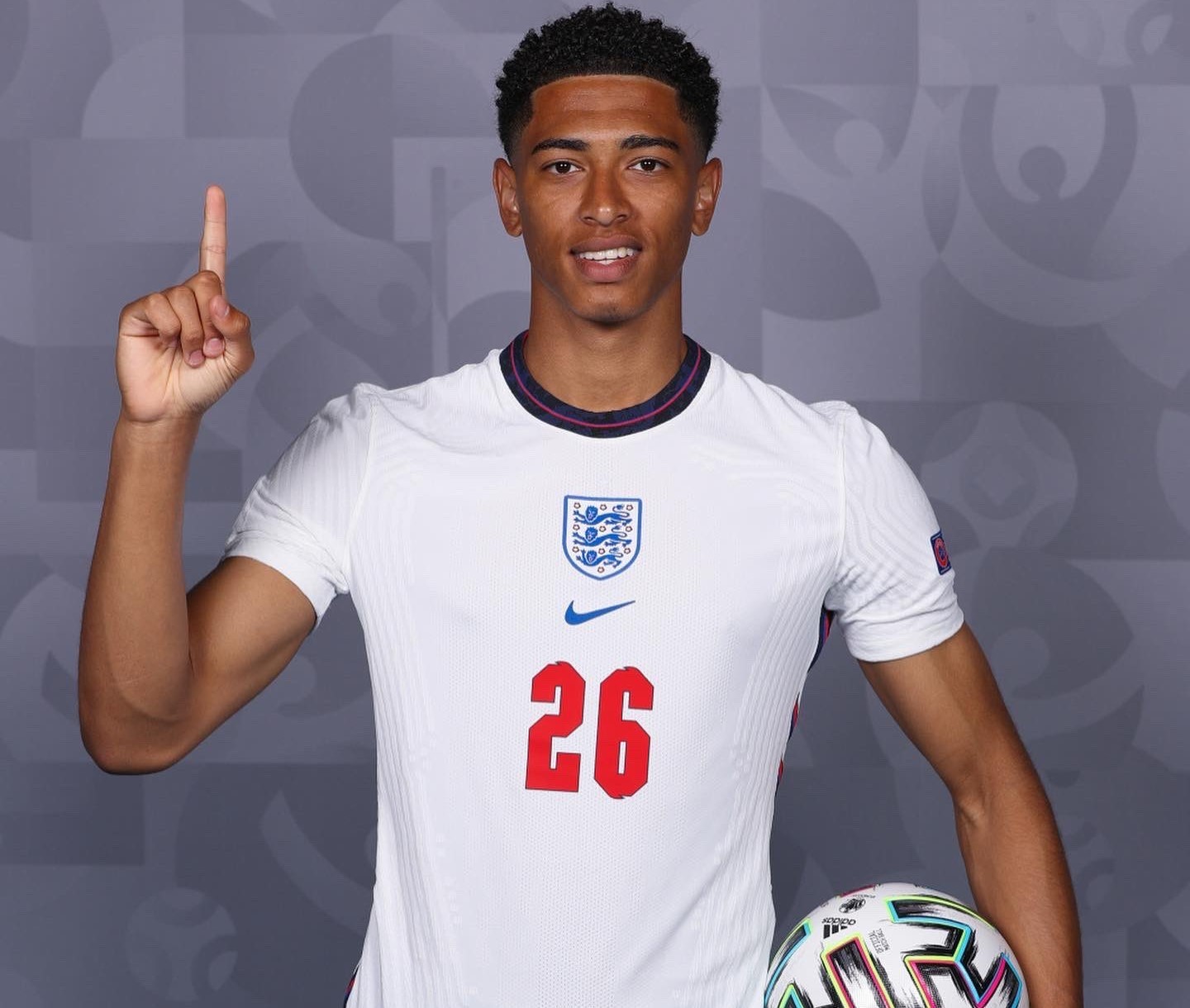 TA：切尔西不会重新追求迈尼昂；罗德里戈不符合蓝军引援需求